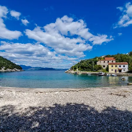 Bay Of Dreams - Two-bedroom With Terrace And Sea View Apartmán