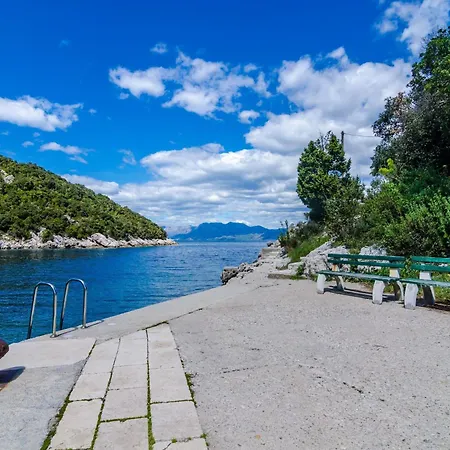 Bay Of Dreams - Two-bedroom With Terrace And Sea View *