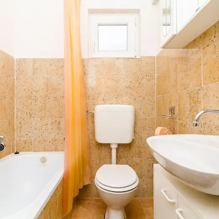Apartment Bay Of Dreams - Two-bedroom With Terrace And Sea View *