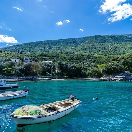 Bay Of Dreams - Two-bedroom With Terrace And Sea View Apartment Janjina